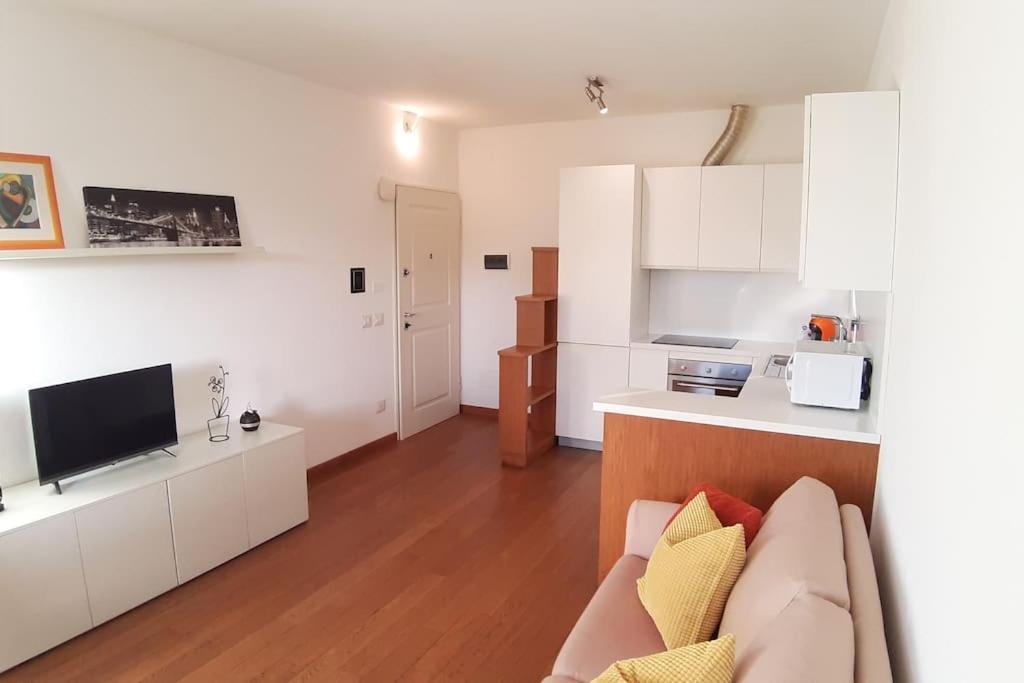 Nido Del Parco, Delizioso Bilocale A Pisa Appartement Buitenkant foto